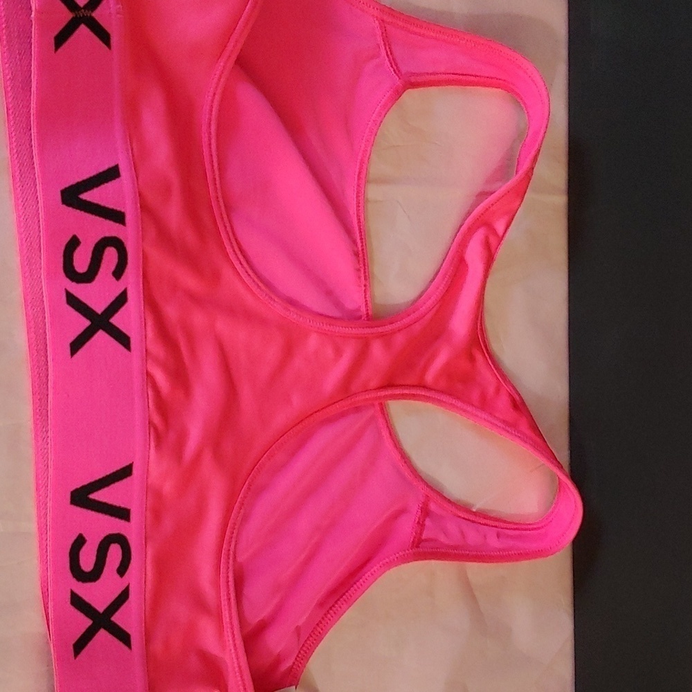 VS Sports Bra Fluorescent Pink Workout Bra VSX Sport Bra VS Hot Pink Top VS Top - Picture 6 of 6